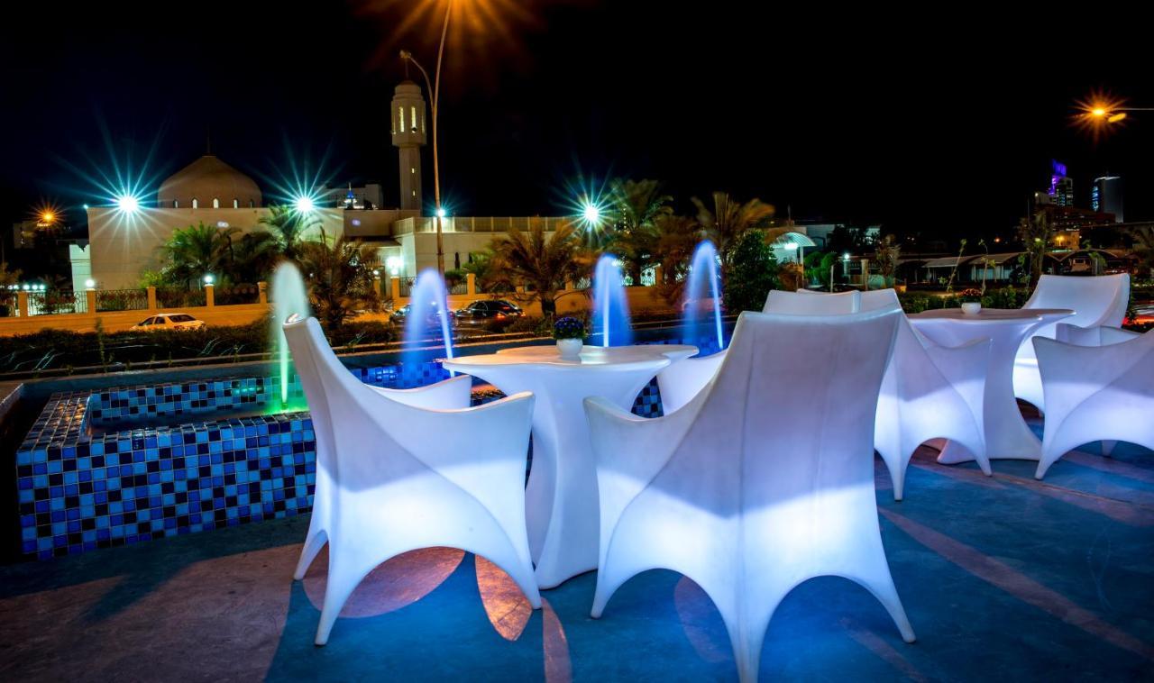 Flowery Holiday Suites Kuveyt Dış mekan fotoğraf